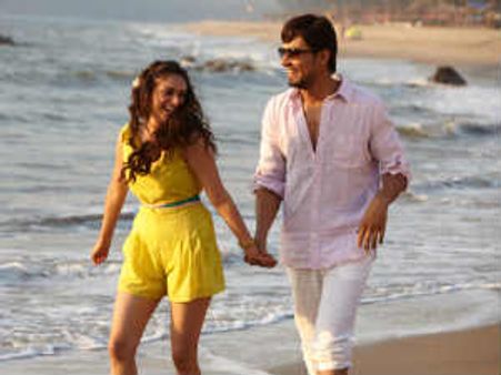 Murder 3 Movie Review: Thrills, yet fails to captivate!