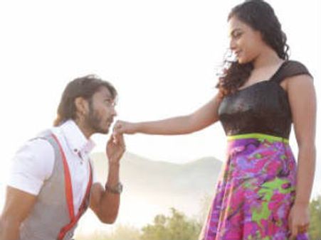 Mynaa gets good opening at Box Office