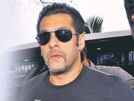 Salman Khan seeks quashing of charges in 2002 hit-and-run case