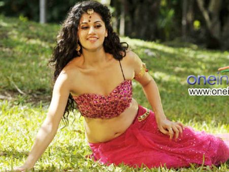 Hot and happening Tapasee wants to do more B-Town films