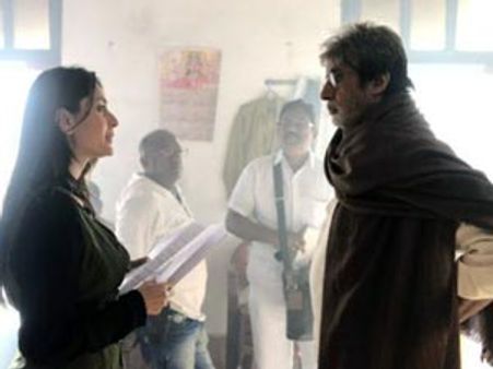 Prakash Jha to cast 1,500 Bhopalis in Satyagraha