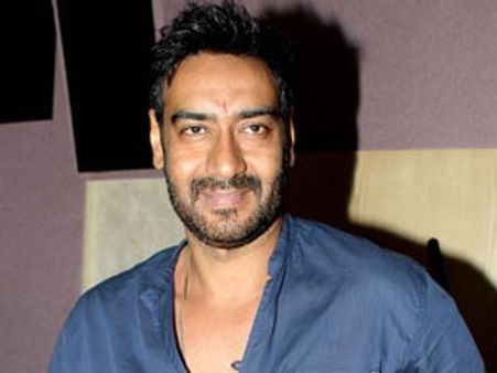 Ajay Devgn takes a dig at young actors!
