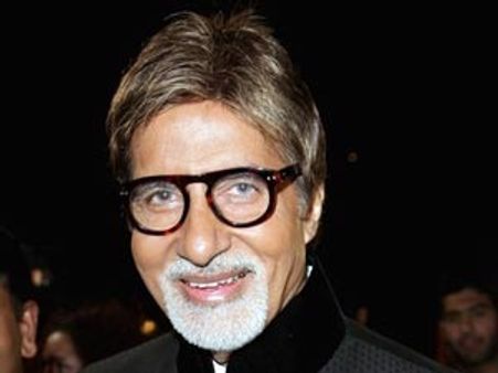 Directors should make films on real subjects: Amitabh Bachchan