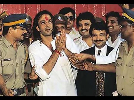 Pictures: Priyanka Chopra hopes for respite for Sanjay Dutt