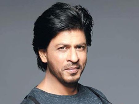 Shabana Azmi wants Shahrukh Khan to work in women-centric films