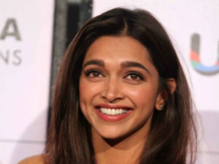 Deepika padukone to shake a leg at IPL Season Six