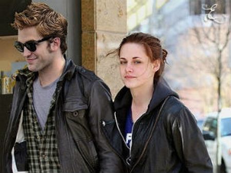 Robert Pattinson, Kristen Stewart enjoy short vacation