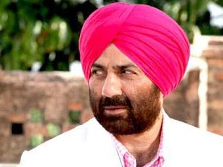 I don't workout for six pack abs: Sunny Deol