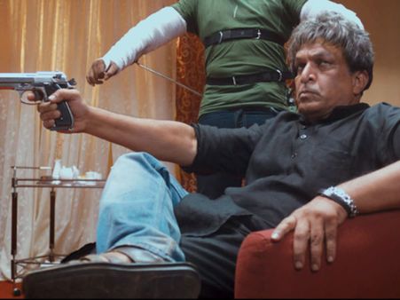 Settai isn't a frame-to-frame copy of Delhi Belly