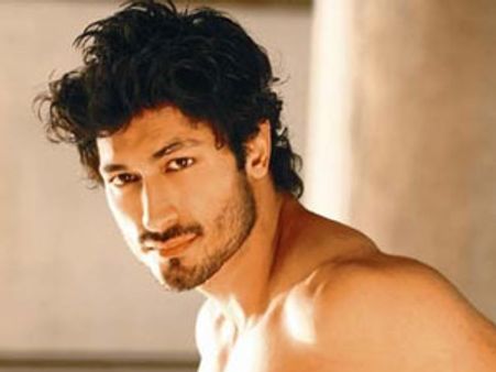 Everything in my life changed after turning vegetarian: Vidyut Jamwal