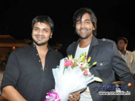 Manchu brothers to produce biggest Telugu multi-starrer