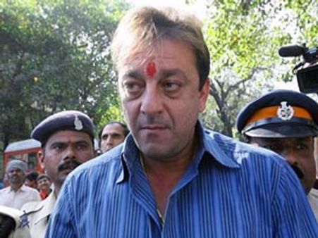 1993 Mumbai blasts: Sanjay Dutt to move SC for relief