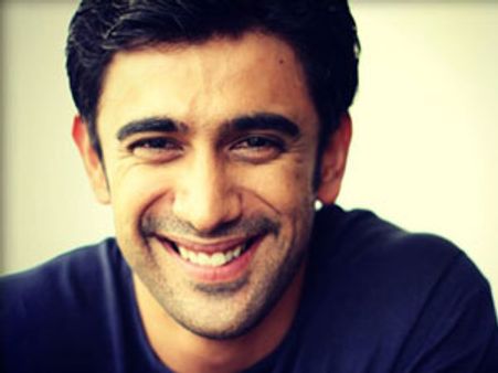 It's social networking time for Amit Sadh