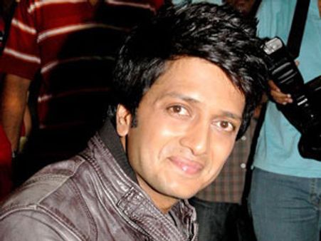 Never thought I would last beyond my first film: Riteish