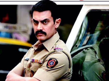 Aamir's defining quality is his commitment for cinema: Kiran