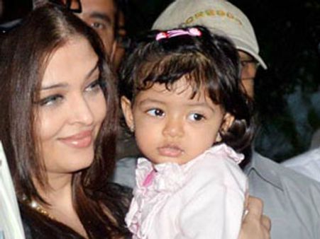 OMG, Aaradhya Bachchan's US fever taking a toll on Aishwarya Rai?