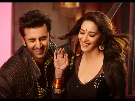Pics revealed: Madhuri Dixit looks super hot in Yeh Jawaani Hai Deewani song