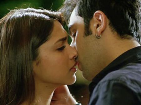Deepika Padukone reveals the other side of ex-beau Ranbir Kapoor!