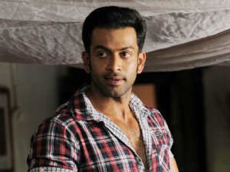 Prithviraj turning stage artist in Ranjith's Sudhi Valmeekam