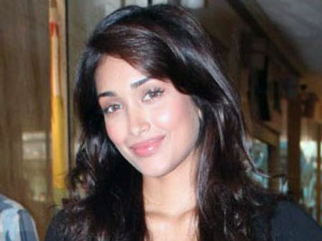 Phone calls, SMS secrets between Jiah and boyfriend Suraj Pancholi revealed