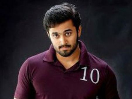 Unni Mukundan excited to work with Dulquar Salman