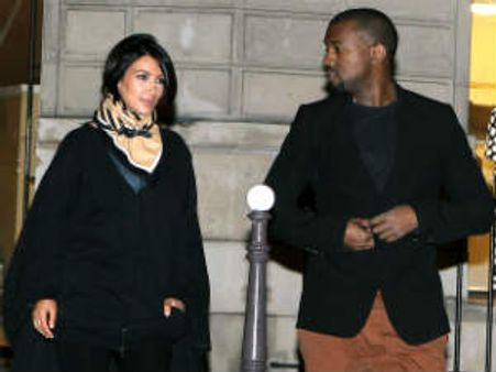 Pregnant Kim Kardashian upset with Kanye West