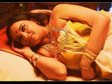 Photos: Lena was comfortable doing intimate scenes in Ayal