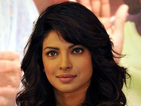 Priyanka Chopra returns to work post father's death