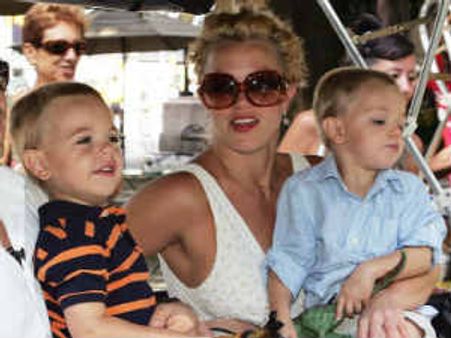 Britney Spears' sons embarrassed to kiss mom