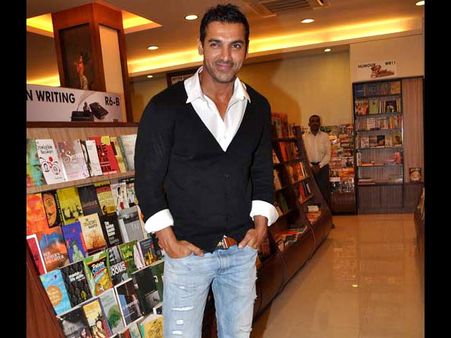 Pictures: Most educated Bollywood stars