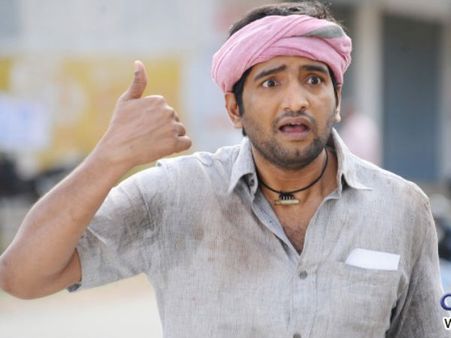 Santhanam's Maryada Ramanna remake on floors soon