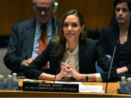 Angelina Jolie urges UNSC to tackle war-zone sexual violence