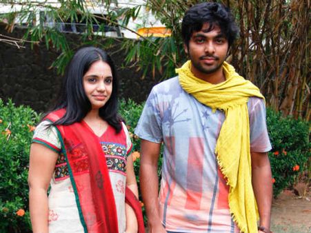 GV Prakash-Saindhavi invite media for wedding