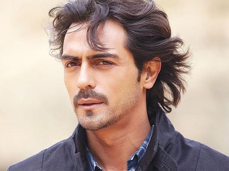Arjun Rampal to wear lungi in D-Day