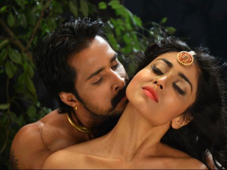 Chandra Movie Review