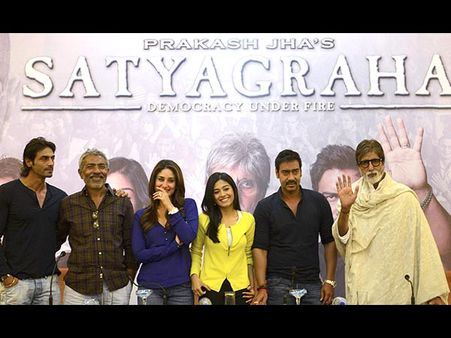 Satyagraha not based on Anna Hazare: Prakash Jha