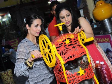 Malaika Arora Khan trying out Delhi