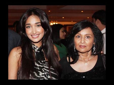 Jiah's mother Rabia Khan upset about Suraj Pancholi's bail