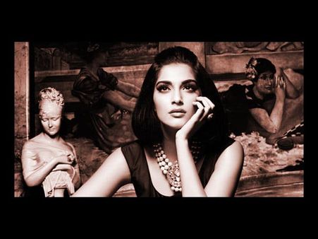 Sonam Kapoor doesn't want dad's help