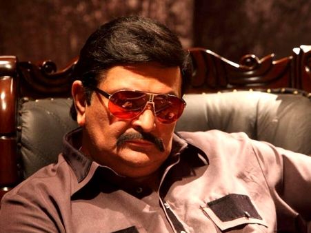 Rishi Kapoor's Only Competitor Is Ranbir