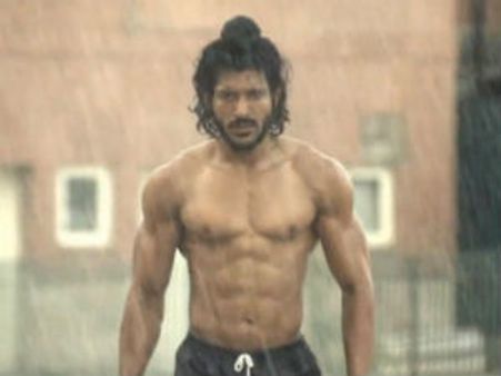 Bhaag Milkha Bhaag First Week Collection At Box Office