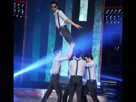 MJ5 Win India's Dancing Superstar Title!