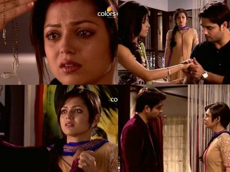 Madhubala: RK Snatches Away Madhu's Mangalsutra!