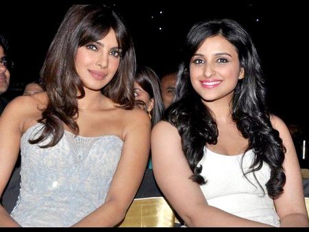 Rare-Unseen Pictures of Priyanka Chopra And Sister Parineeti Chopra