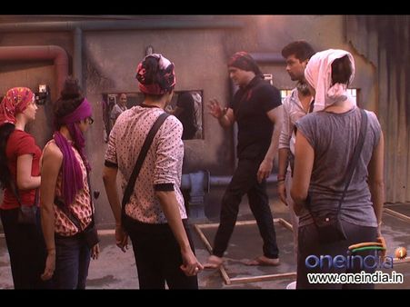 Bigg Boss Saath 7: Day 1 Synopsis - Jannat Vs Jahannum!