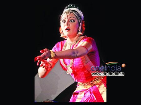Manju Warrier Performs At Calicut