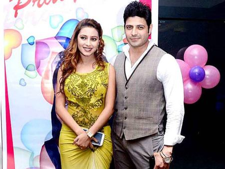 Pratyusha Banerjee's Ex-Boyfriend Makrand Malhotra To Enter Bigg Boss 7 House!