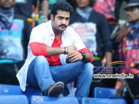 No Change In Ramayya Vasthavayya Release Date: Dil Raju
