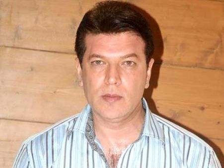 Aditya Pancholi Attacks Journalist When Questioned About Jiah Khan
