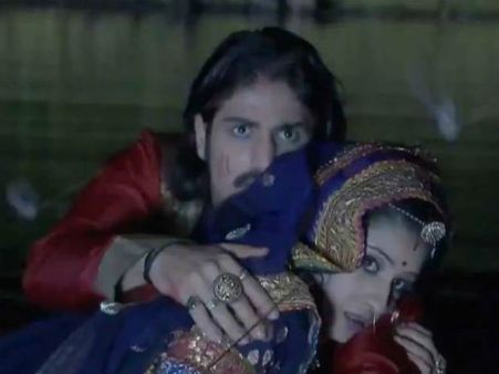 Jodha Akbar: Love Blossoms While Enemies Lurk Behind!